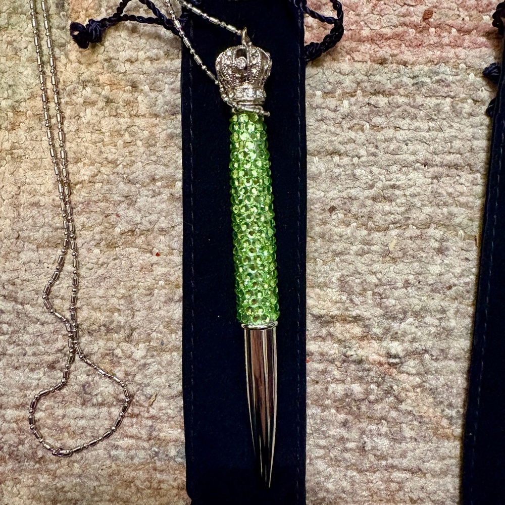 Set of 2 Lori Greiner Bedazzled Rhinestone Crown Top Pens on Chains - Picture 3 of 8